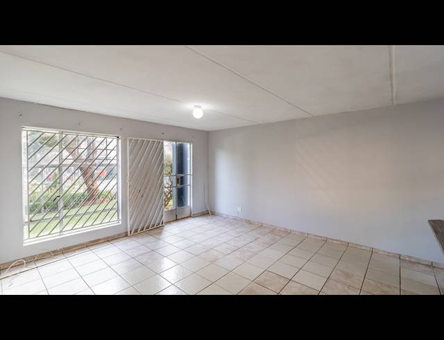 2 BEDROOM APARTMENT FOR SALE IN WELTEVREDEN PARK